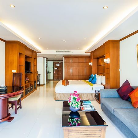 Tara Court Hotel Паттая Екстер'єр фото
