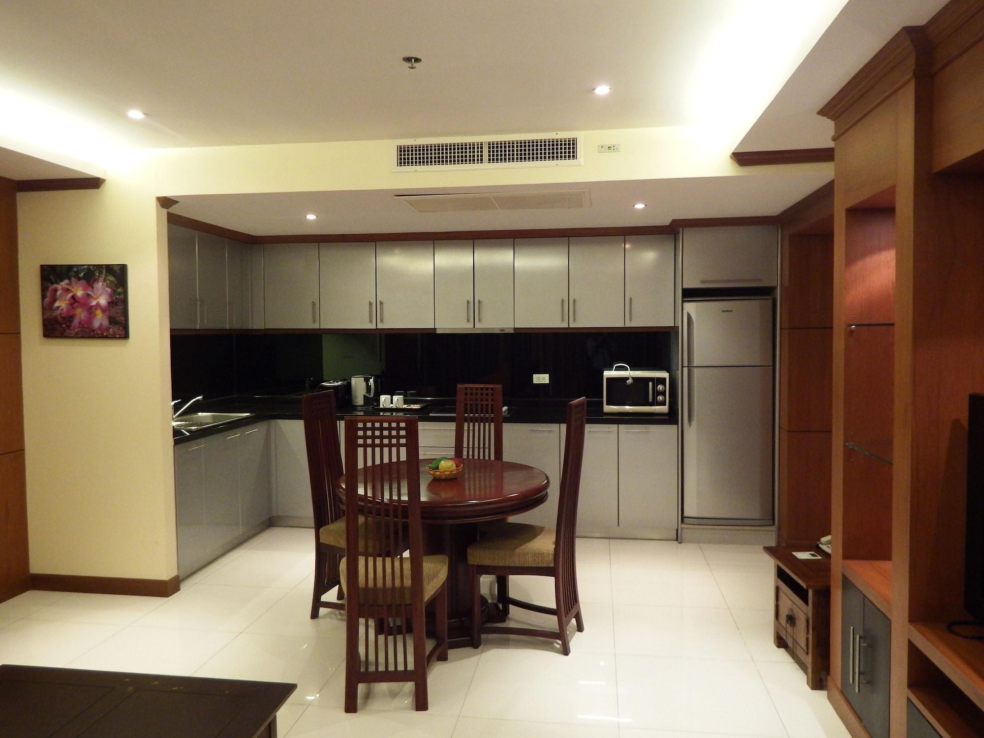 Tara Court Hotel Паттая Екстер'єр фото