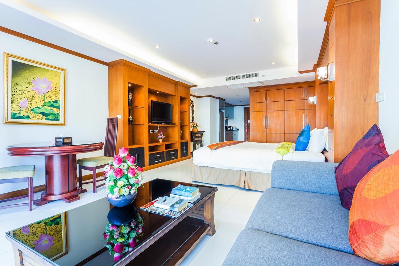 Tara Court Hotel Паттая Екстер'єр фото