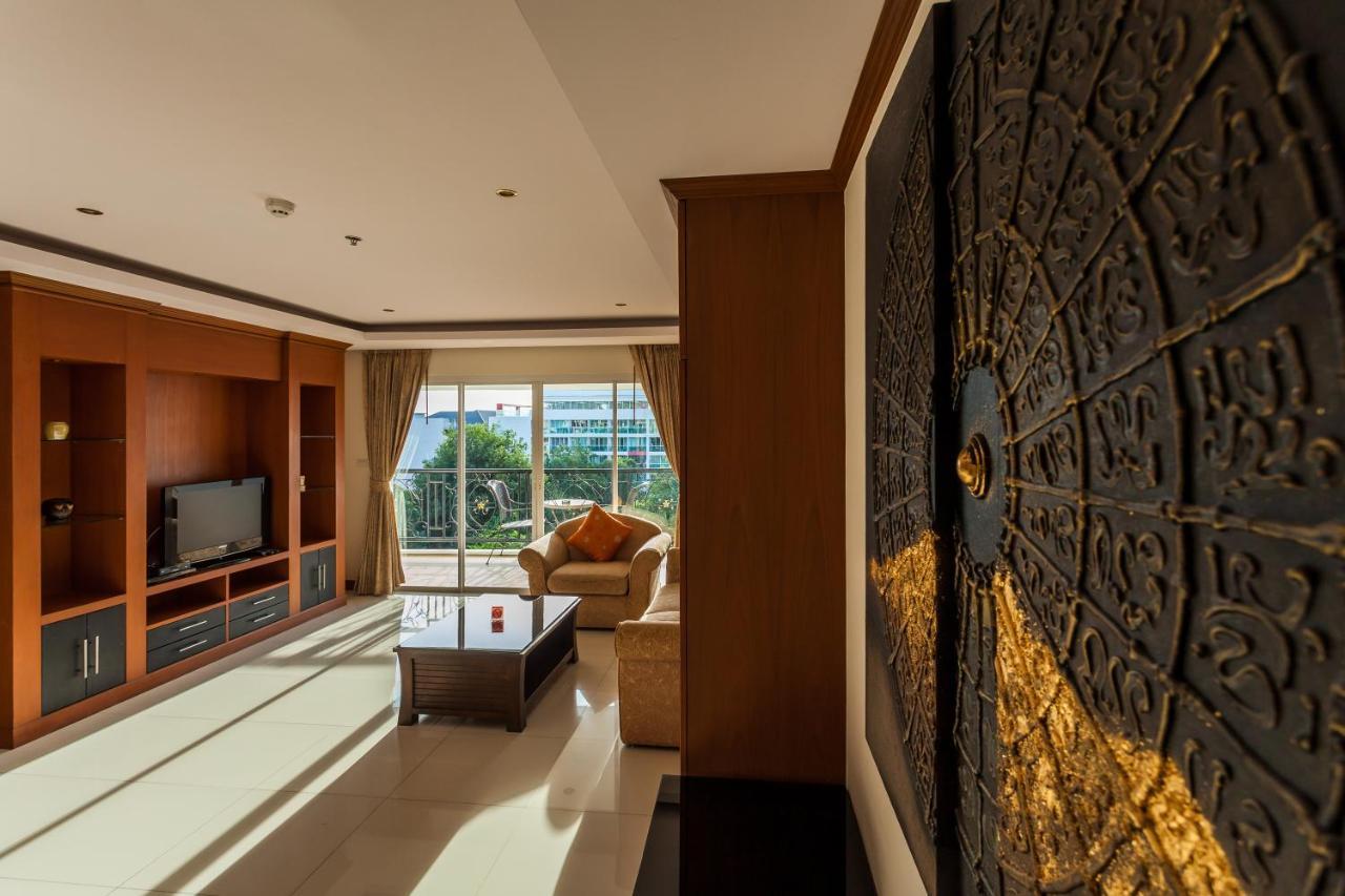 Tara Court Hotel Паттая Екстер'єр фото