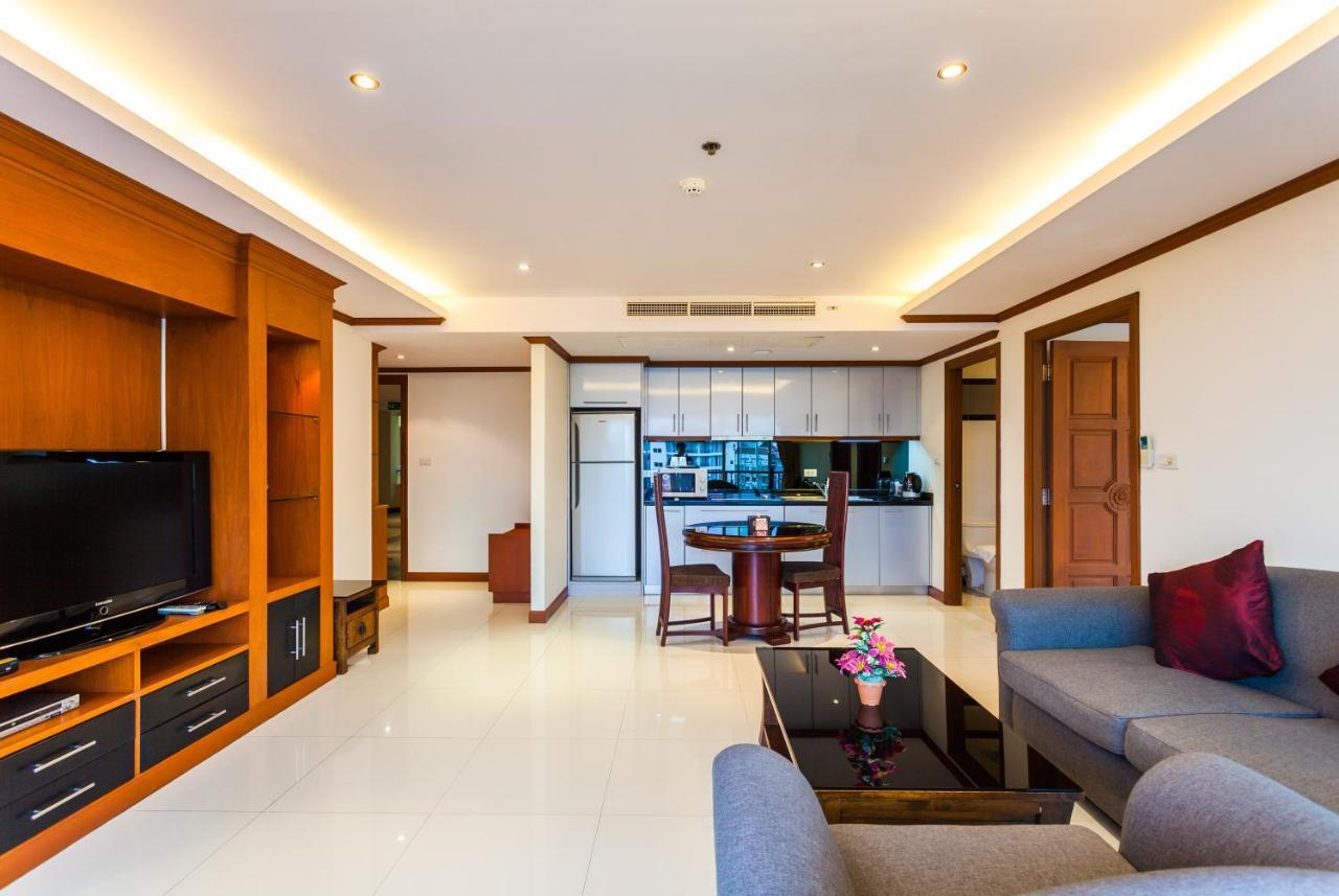 Tara Court Hotel Паттая Екстер'єр фото