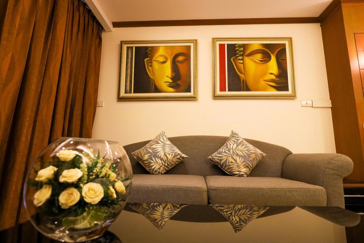 Tara Court Hotel Паттая Екстер'єр фото
