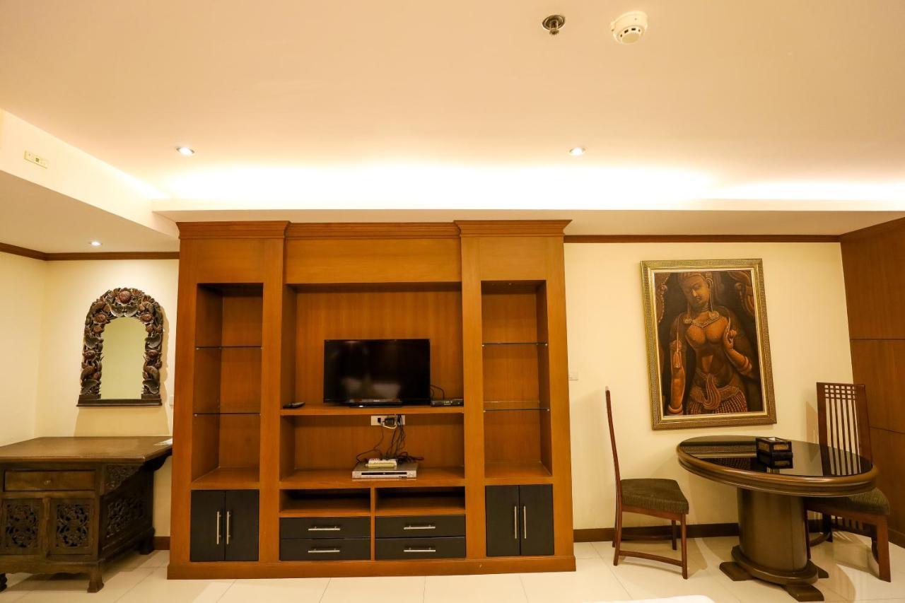 Tara Court Hotel Паттая Екстер'єр фото